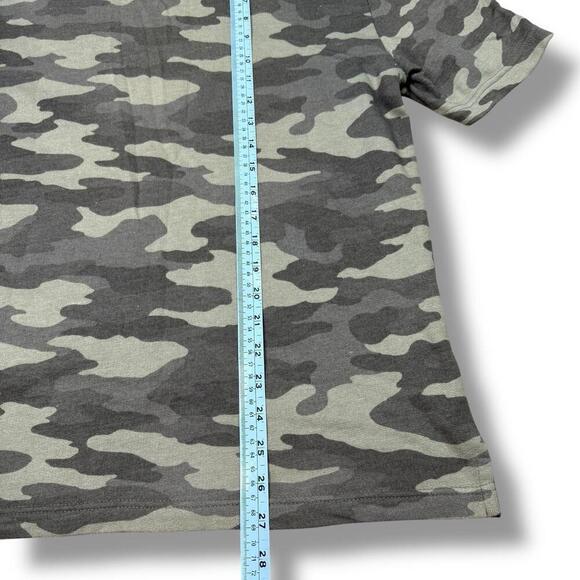 Champion Camo T-Shirt Sz Medium Green Gray Crewneck Short Sleeve Streetwear Tee - Picture 7 of 8